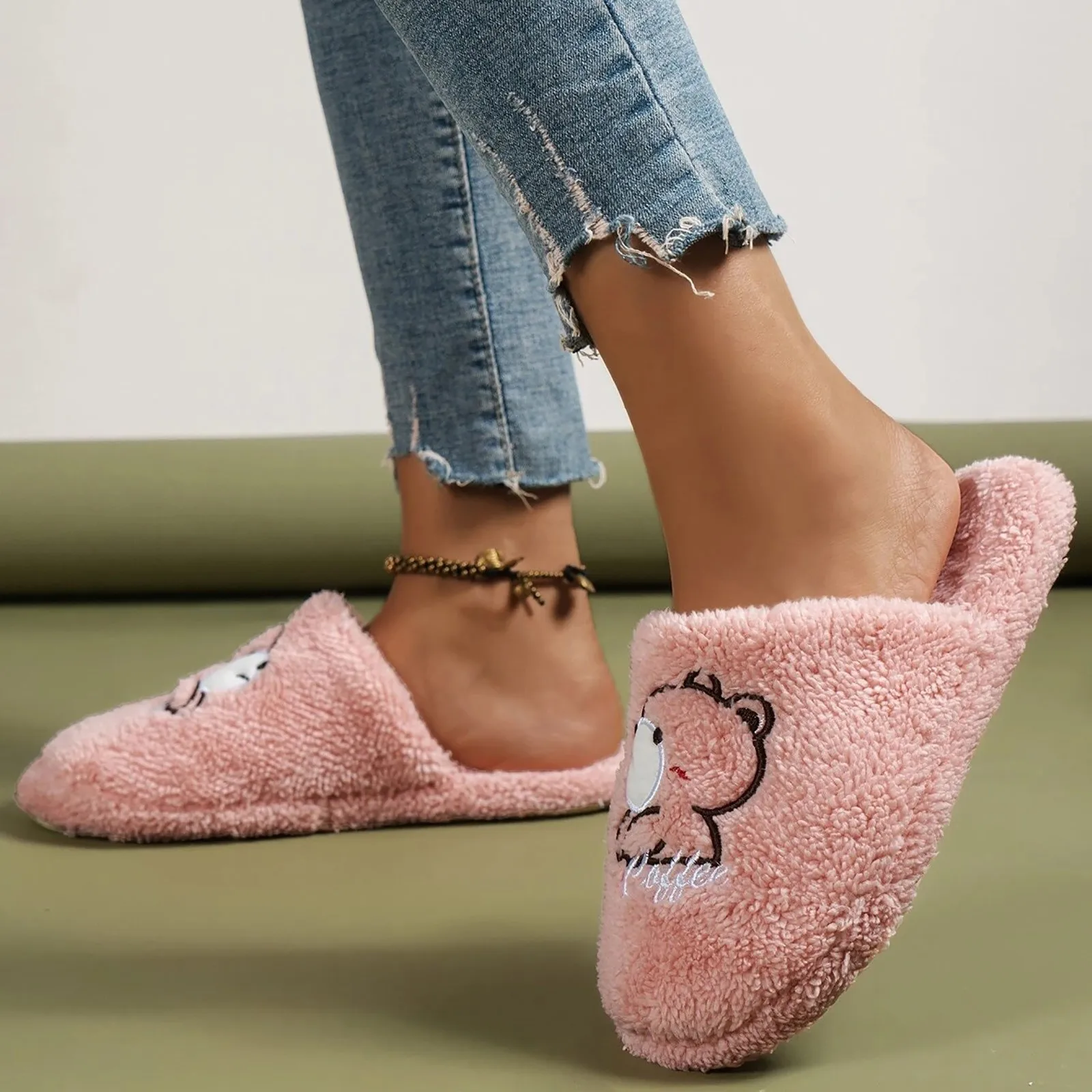 

Slippers For Women Indoor Cartoon Bear Embroidered Bedroom Non Slip Slippers Autumn Winter Fashion Soft Home Casual Cotton Shoes