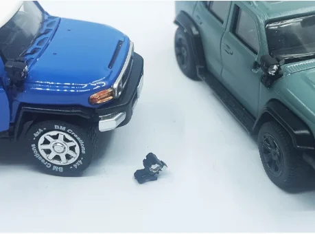 

1pcs Simulated off-road vehicle light 1:64 spotlight accessories off-road vehicle model modification