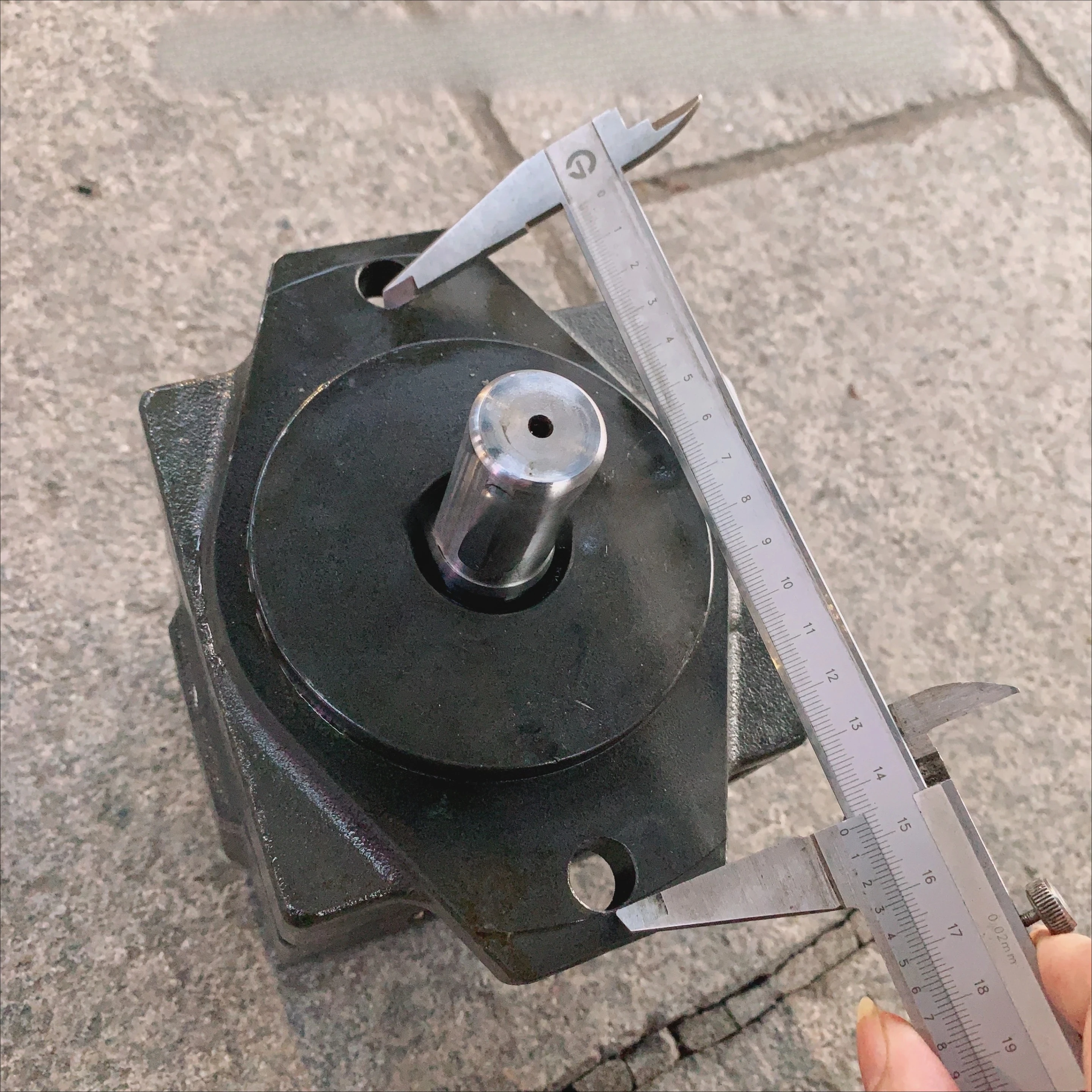 

Low noise vane pump oil pump PV2R1-17 19 23 25FR 28 31