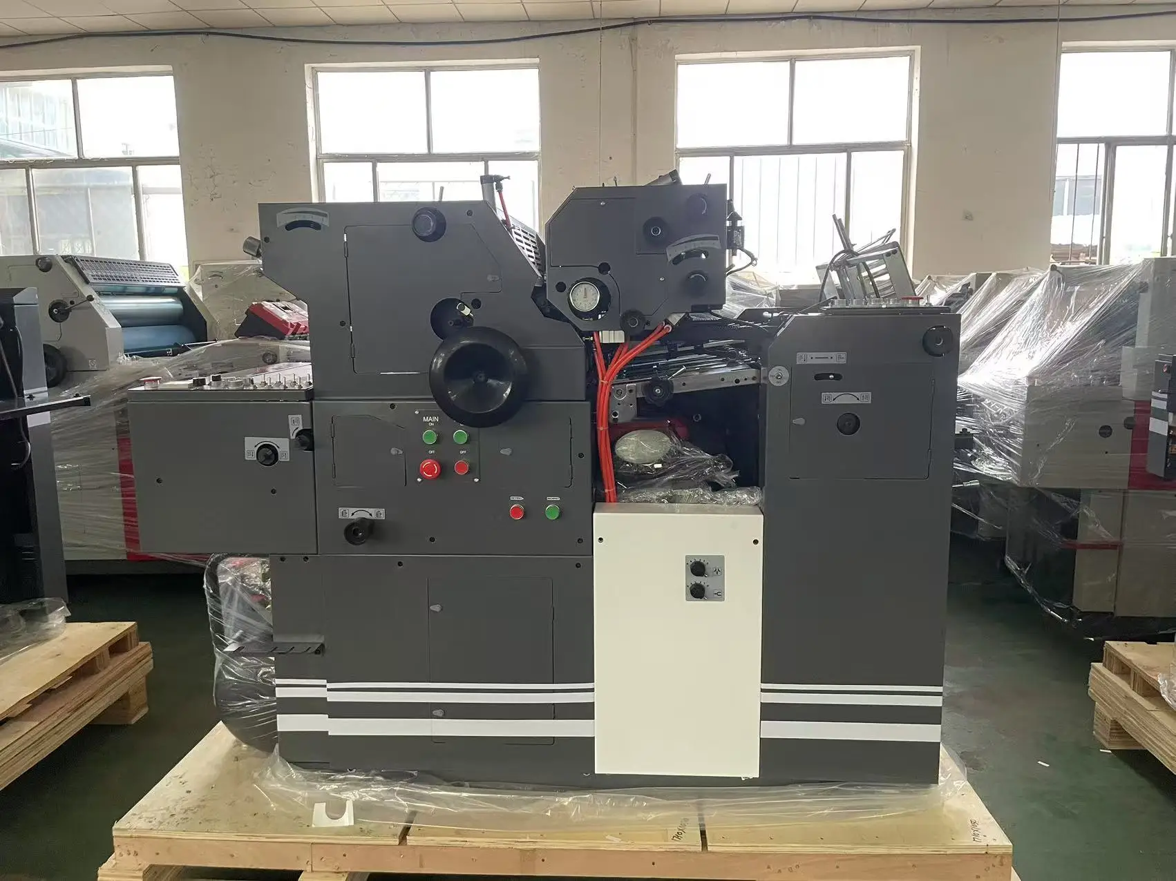 HT62IISP Automatic 2-Color Flatbed Offset Printer Pneumatic Double Color Offset Printing Machine