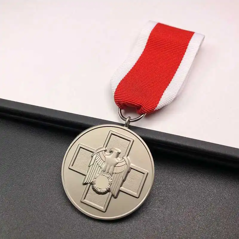 ألمانيا المستوى الثاني الرفاهية الاجتماعية عبر شارة الحرب التذكاري التعميم بروش قلادة الشريط ميدالية الديكور الحرف 1 قطعة