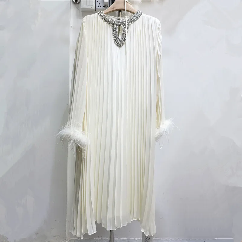 [EWQ] Fashion Design Tassel Long Sleeve Spliced Diamonds Pleated Dress Loose Casual Women Mid Length Dresses 2024 Autumn 16O2835