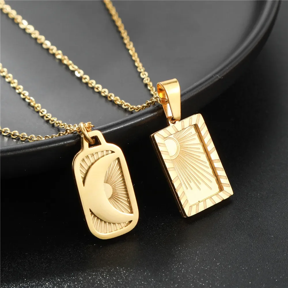 Stainless Steel Moon Sun Engraved Hang Tag Necklace For Women Goth Simple Plated Golden Chain Necklace anti-corrosion Accessory