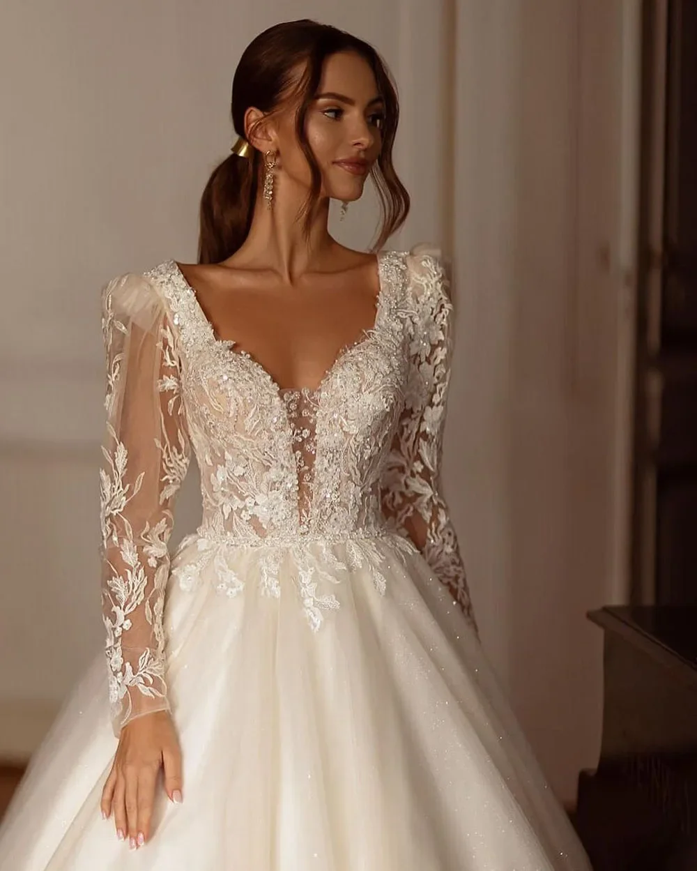 Vestido De Novia De tul con purpurina, prenda De manga larga con Apliques De encaje, estilo moderno, color champán, personalizado, 2024