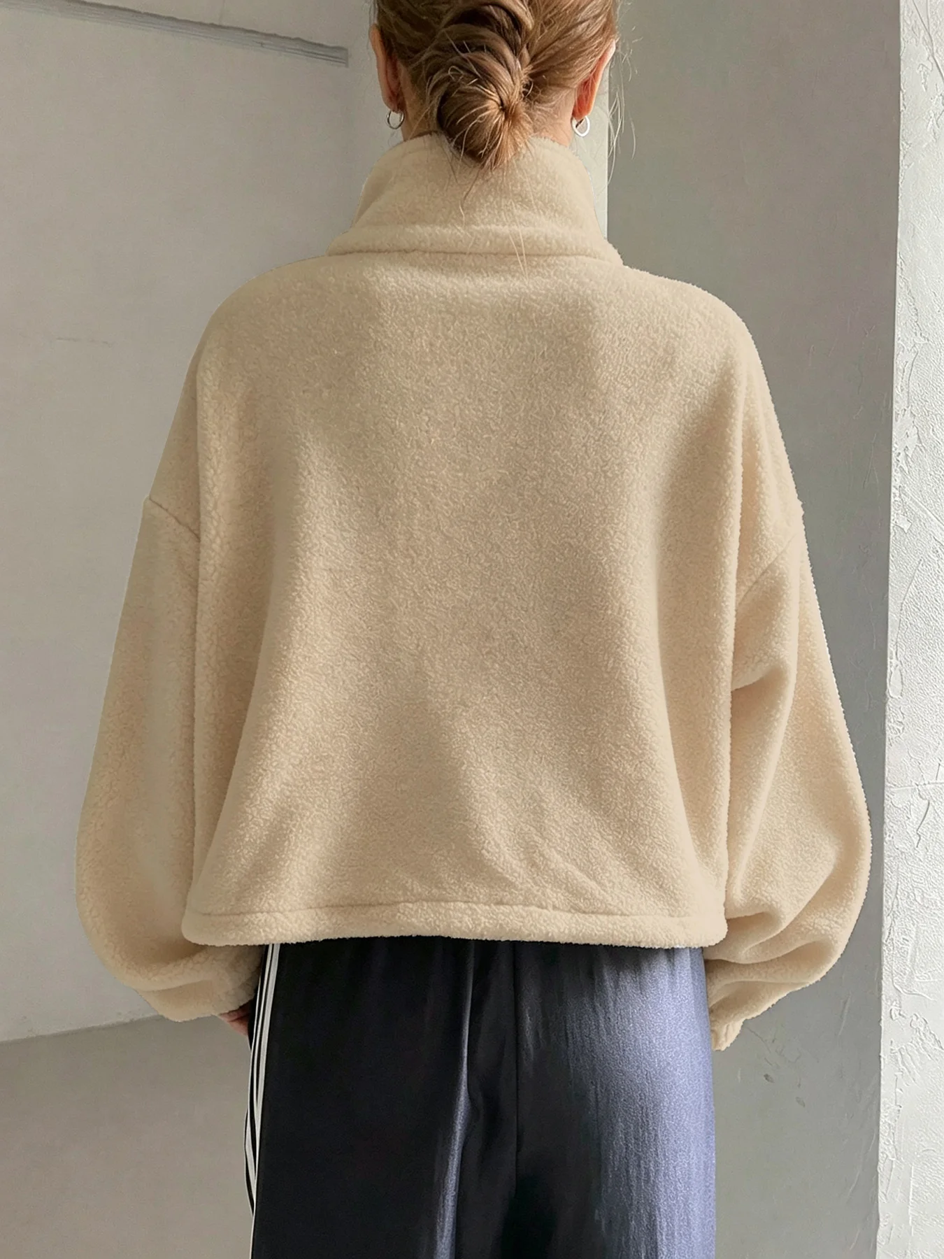 Women's Fleece Cropped Zip Up Jacket, Stand Collar Elastic Cuff Hem Long Sleeve Oversized Polar Fleece Outerwear