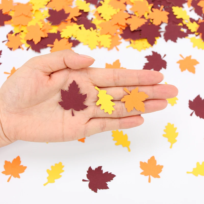 100 Stück Herbst-Dankfest-Hartriebblatt-Konfetti, Geburtstags- und Hochzeitsparty-Hartriebblatt-förmige Tischdekoration – Detail 3