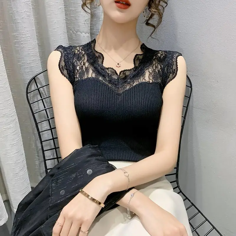 Summer New Korean Fashion V-neck Lace Patchwork Pullover Knit Sleeveless Tank Women\'s Solid Perspective Sexy Ice Silk Sling Top