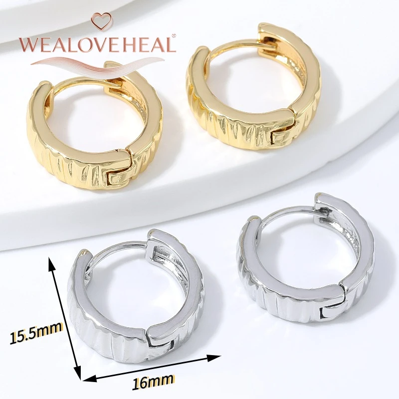 18K vergoldete Messing-Huggie-Ohrringe für Damen, minimalistisches plissiertes Design, perfekt für französische Partys, den Alltag und als Geschenk. – Detail 17