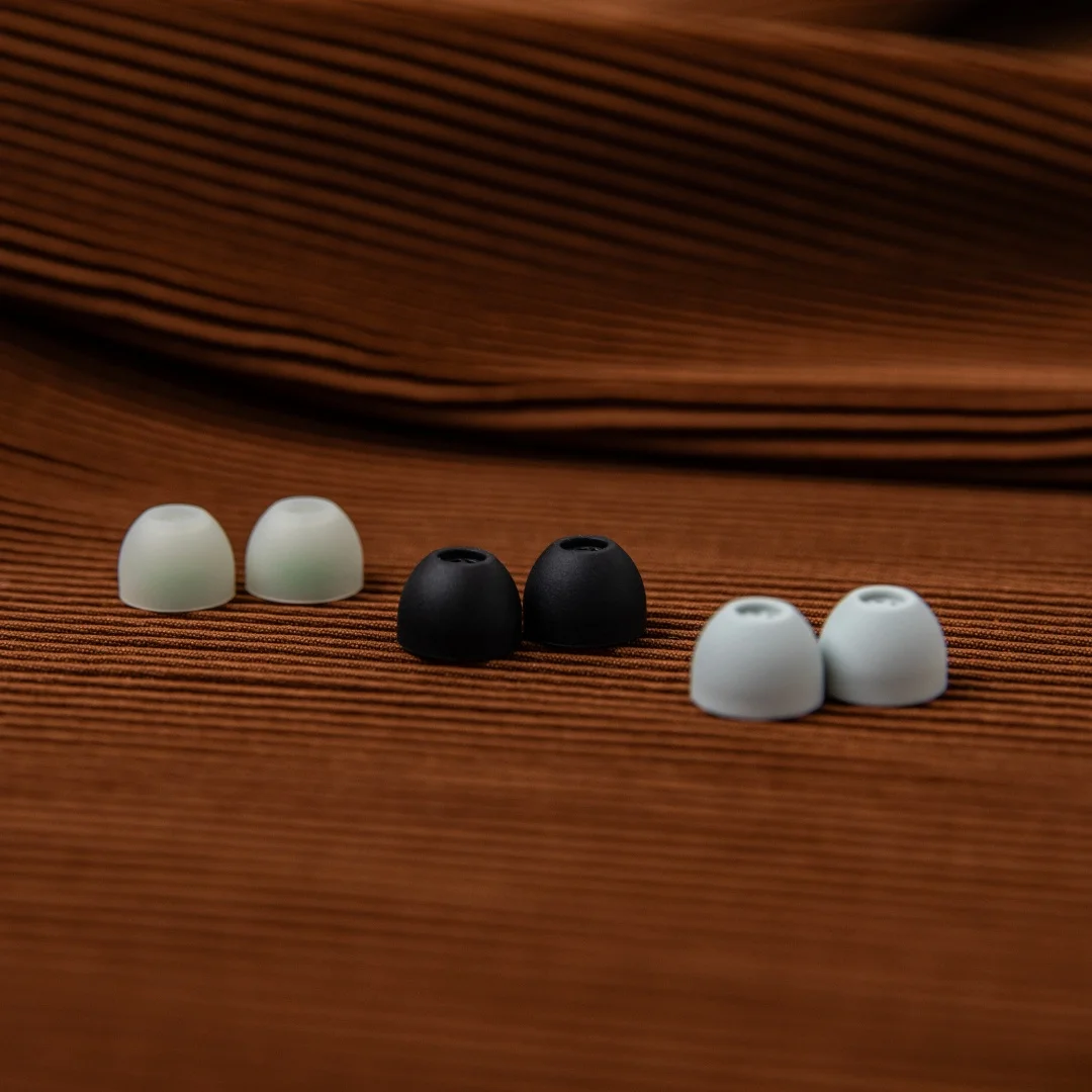 

Kiwi Ears Flex Ear Tips Replacement Silicone IEM Tips with 3 Pairs S/M/L Size