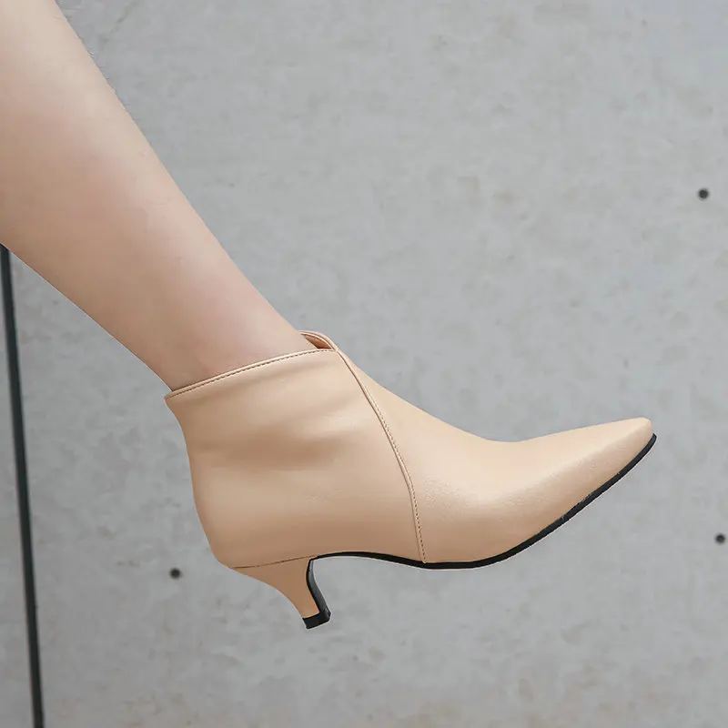 

Short boots for women in autumn and winter 2025 with plush fashion and ankle boots for women