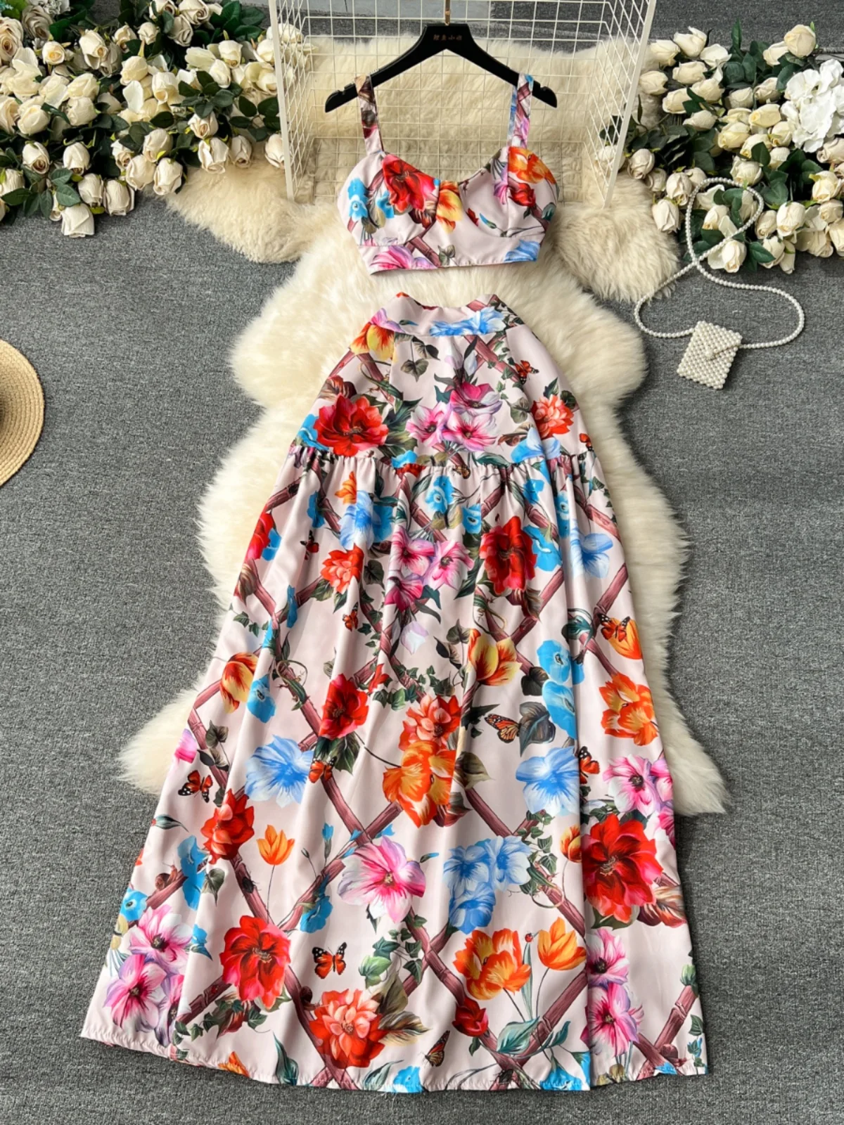 

Fashionable Print Set Women's Ins Holiday Style Strapless Crop Top High Waist Draped Long Skirt Elegant Casual Outfit for You...