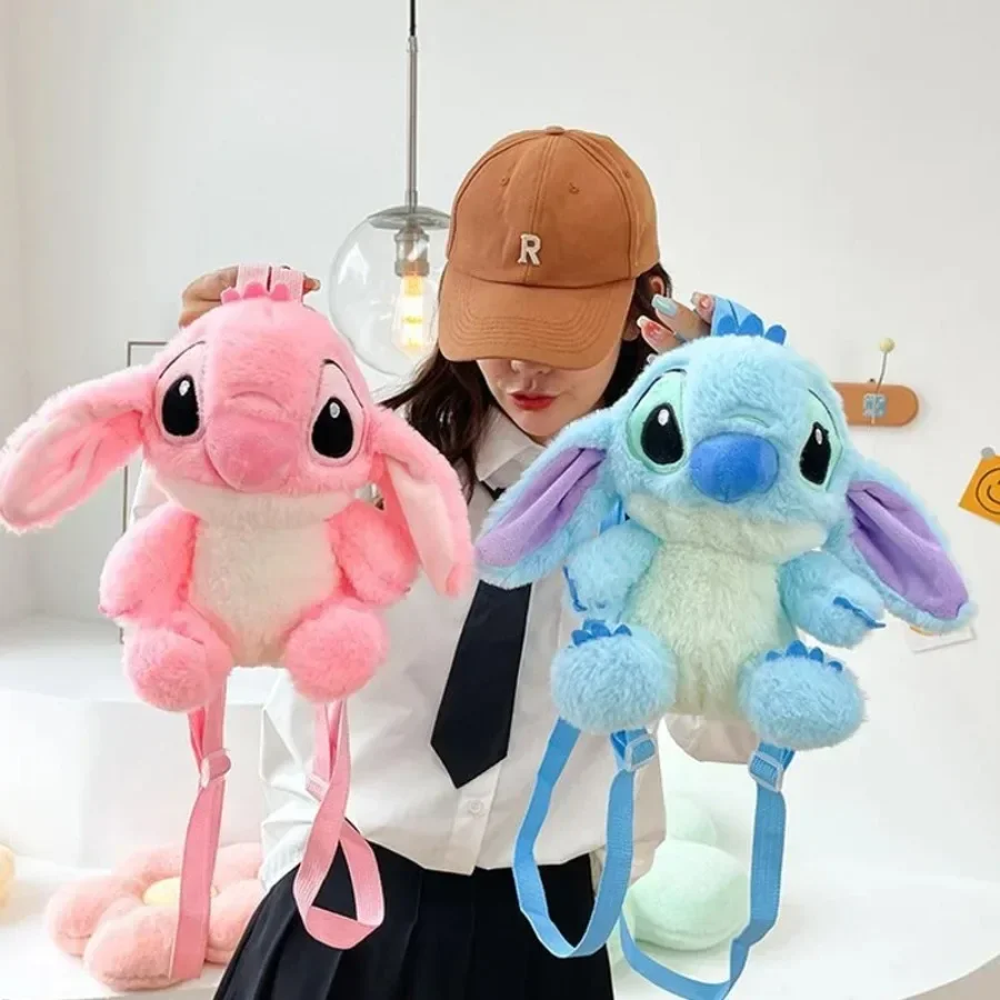 Nueva mochila de felpa de dibujos animados, bolso de hombro de muñeca Kawai Stitch, mochila escolar para niños de estilo otoño e invierno, regalos para guardería