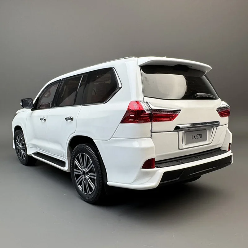 LCD 1:18 for LX570 off-road vehicle SUV alloy car model gift collection collector
