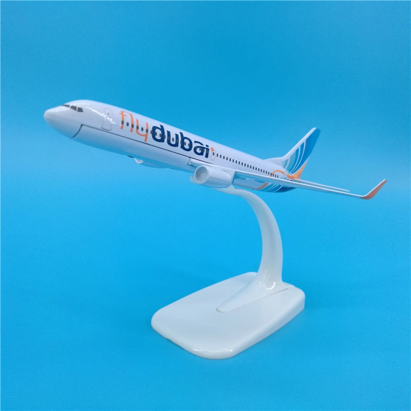 16cm Boeing B737-800 FLY DUBAI airlines airplane model toys aircraft diecast plastic alloy plane gifts for Xmas Birthday Gift