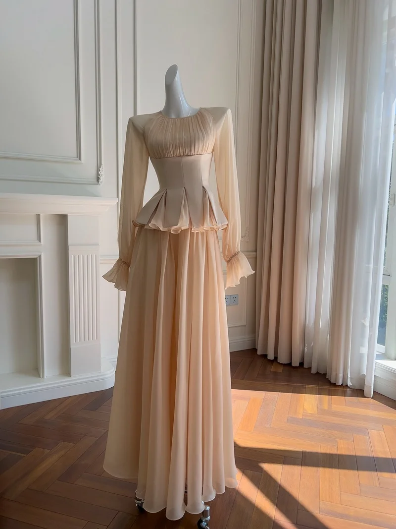 أوائل الخريف 2025 مشمش ناعم طويل Sve متوهج Sve تنورة عالية الخصر مجموعة Ele ملابس داخلية لمطابقة معطف