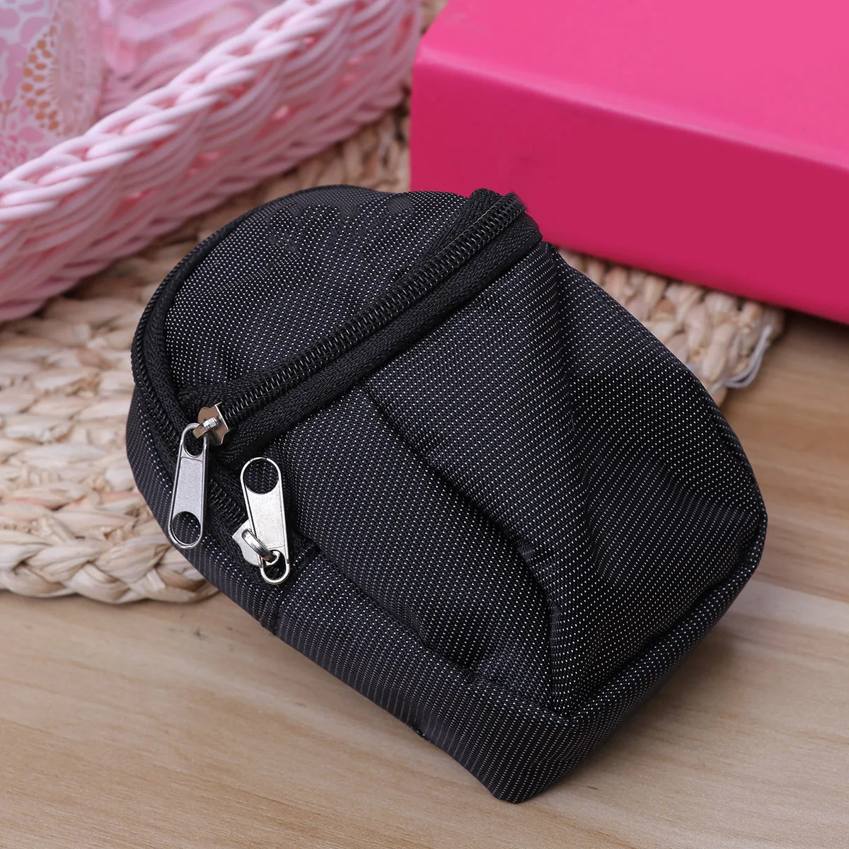 

Golf Ball Pouch Bag Mini Canvas Ball Holder For 2 Balls Front Back Pockets Storage Tees Divot Tool Hat Clip Organizer Accessory