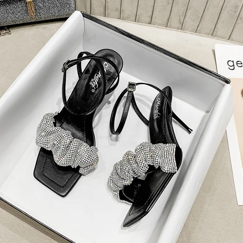 Summer square head line with rhinestone high-heeled sandals new designer sense of exquisite luxury dating wind professional sand