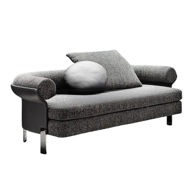 

Italian light luxury minimalist fabric leisure chair soft decoration designer model room hotel clubhouse metal sofa single chair