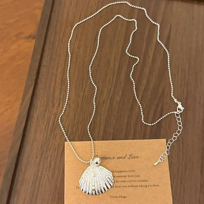A52E Elegant Silver Pendant Necklace With Heart Charm Trendy Styles Long Layering Chain For Women