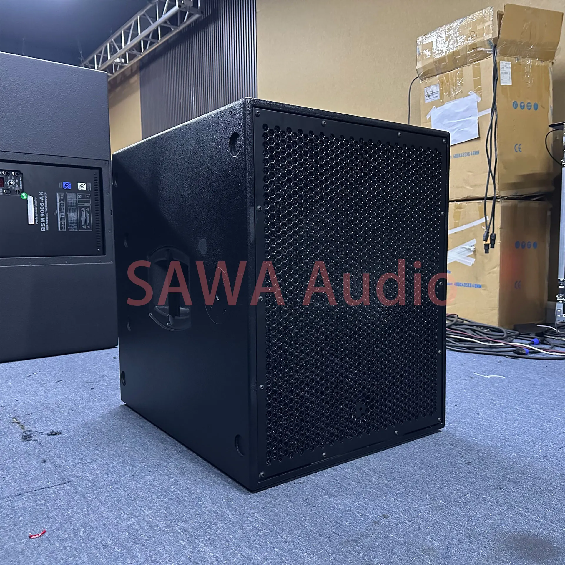 Club 8004 Full Range Active Speaker Indoor Commercial Event DJ Church Professional Audio Loudspeaker