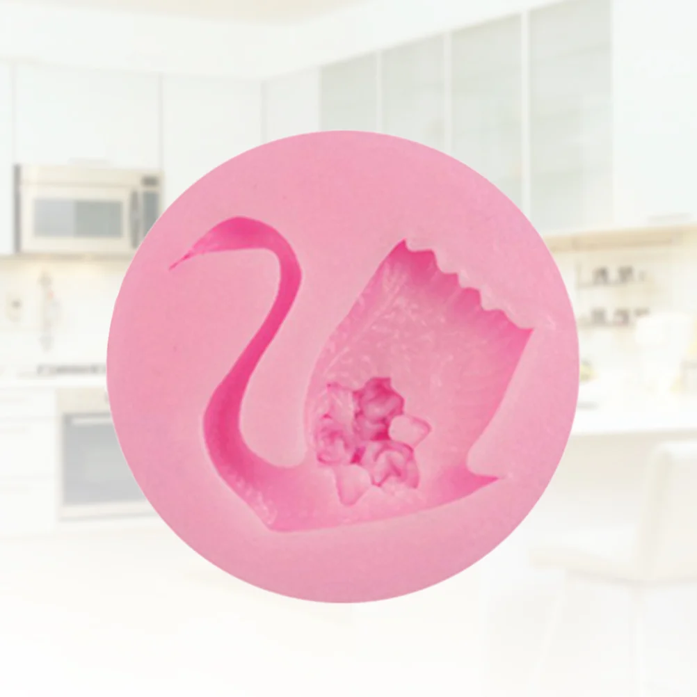 

Creative Silicone Swan Cake Mold Non-Stick Eco-Friendly Baking Tool for DIY Chocolate Candy Ice Cubes and Desserts