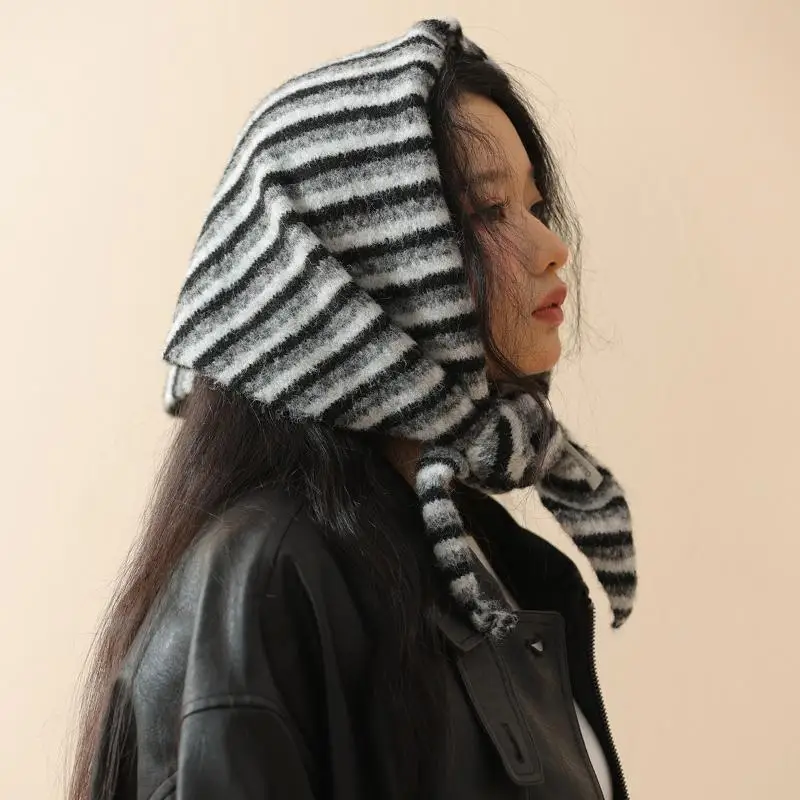 Weicher, flauschiger, schwarz-weiß gestreifter Kapuzenmützen-Schal, warm und winddicht für den Winter, Outdoor, Pendeln und den täglichen Gebrauch. – Detail 1