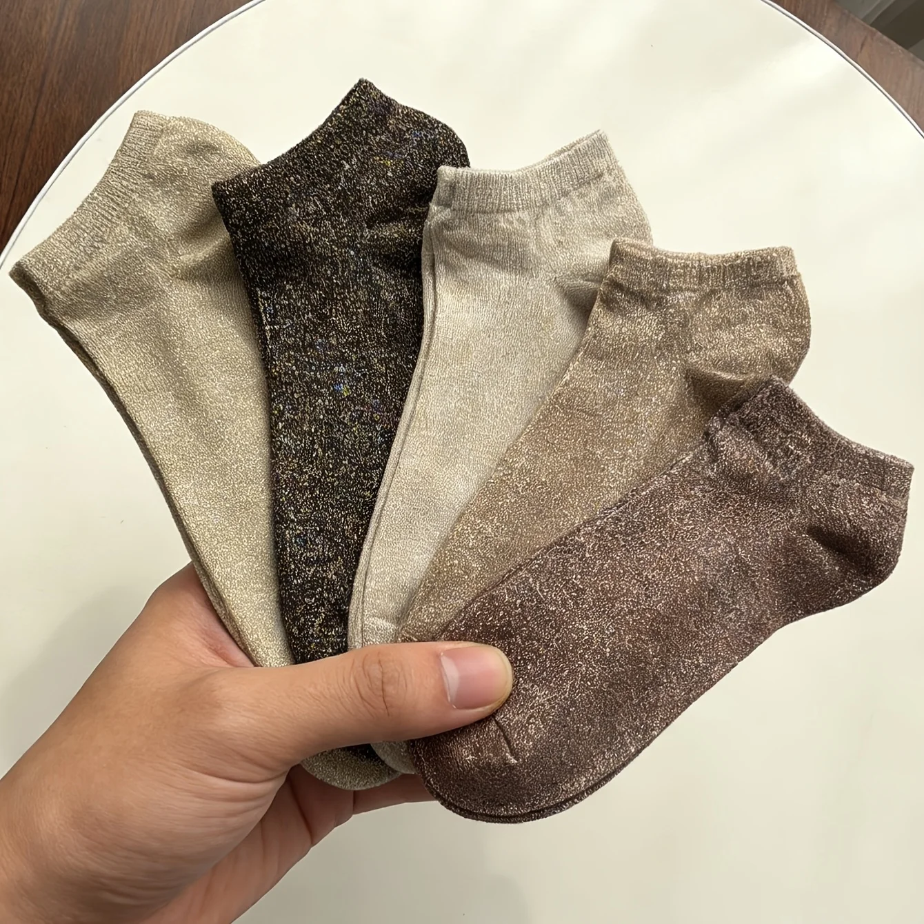 

5 пар мужских коротких носков в стиле ретро кофейного цвета с блестящим эффектом для повседневной носки, легкие и дышащие, подходят для всех сезонов.