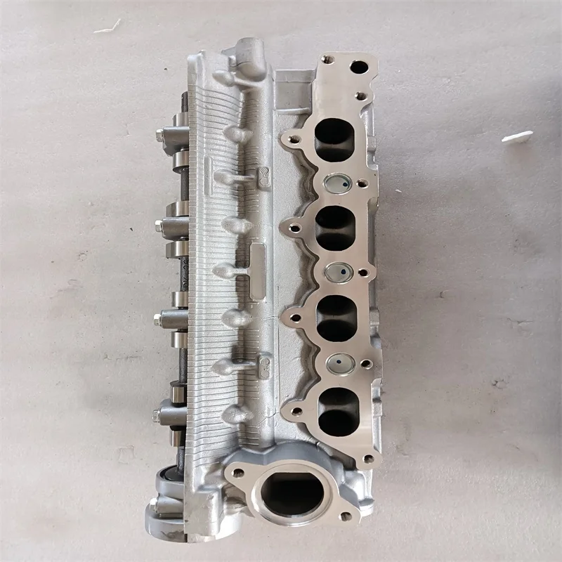 F16d3 Complete Cylinder Head for Engine F16d3 Cylinder Head Assembly