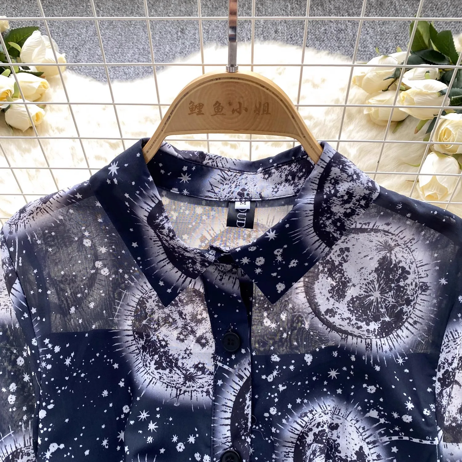 ชุดเดรสแฟชั่นสำหรับสตรีพิมพ์ลายหมึกพิมพ์ลายดอกไม้บนรันเวย์เสื้อแขนสั้นคอเสื้อเข็มขัดวินเทจสำหรับปาร์ตี้วันหยุดฤดูร้อน2024