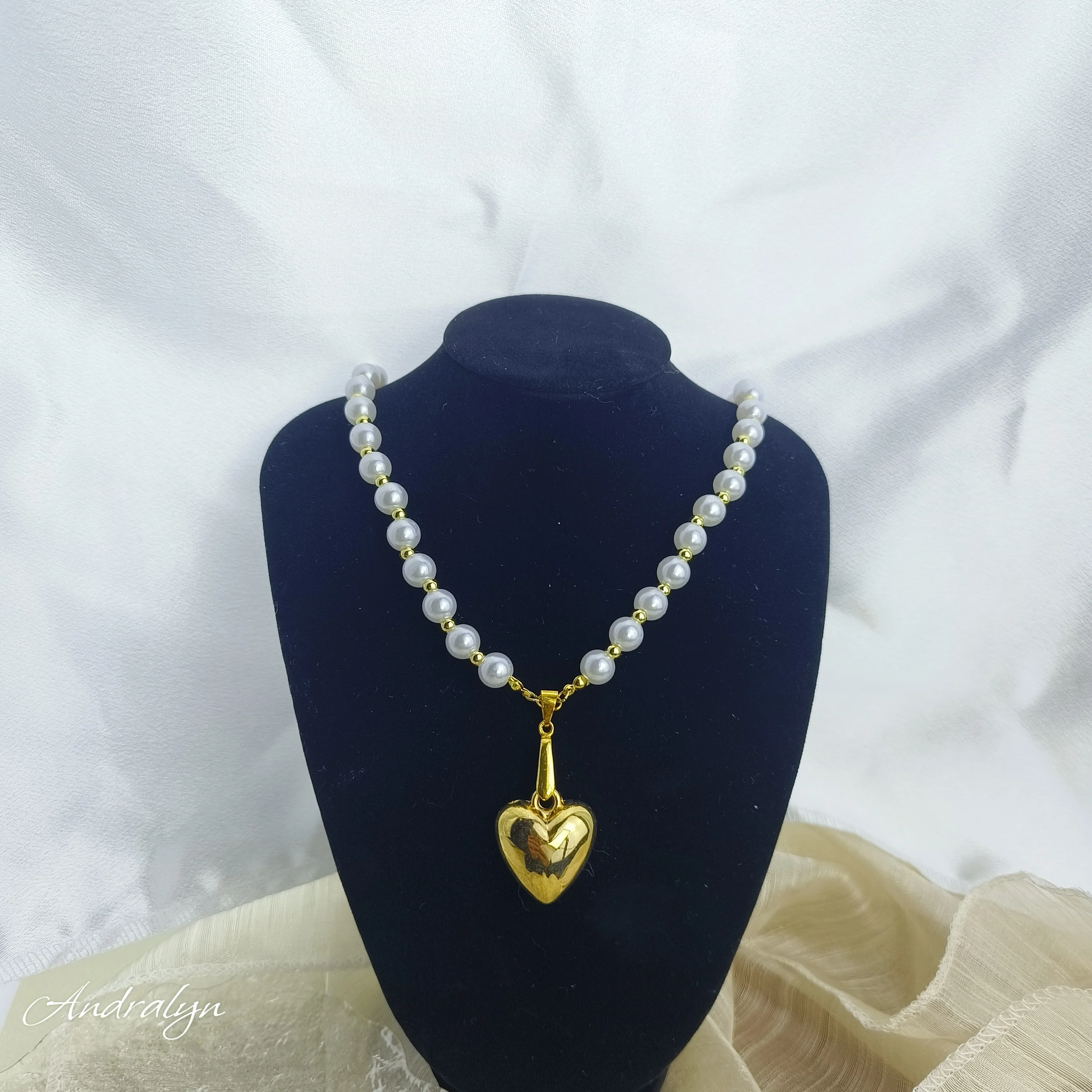 Andralyn Elegant Pearl Necklace For Women Heart Pendant Necklaces Luxury Imitation Pearls Chain Necklaces Jewelry Girls Gifts