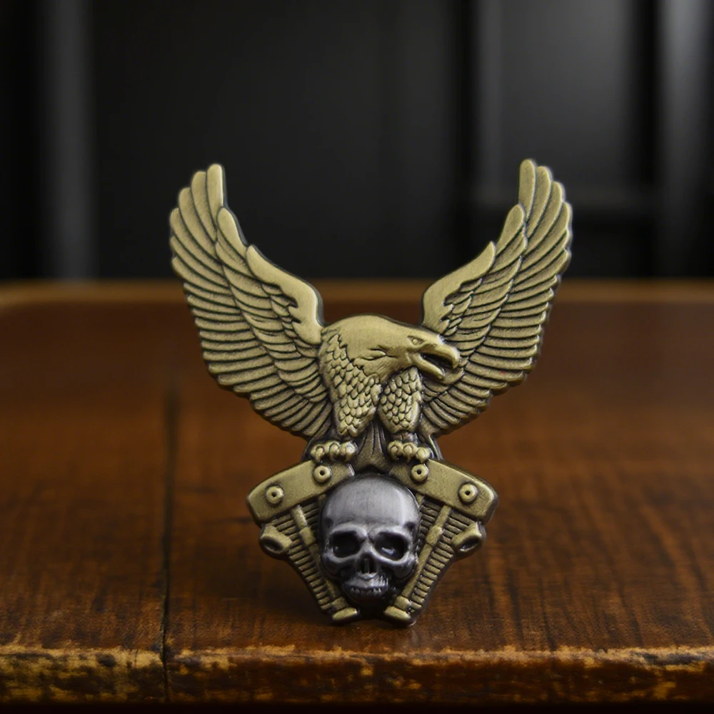 Fliegender Adler Totenkopf Brosche Motorradfahrer Piraten Adler Gedenkabzeichen Fahrrad-Enthusiasten Metallnadel Kleidungszubehör – Detail 4