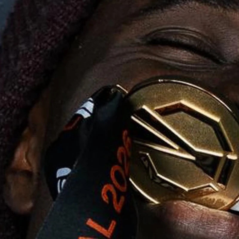 Nova Medalha de Ouro Réplica da Liga Europa de Istambul 2026 - Medalhas de Metal para Coleção de Fãs de Futebol