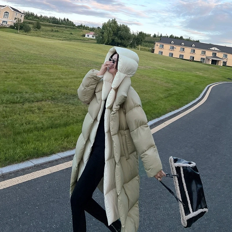 عالية الجودة الأبيض بطة أسفل سترة المرأة 2025 شتاء جديد وهمية قطعتين مجموعة طويلة مقنعين أسفل معطف الإناث الدافئة باركر معطف