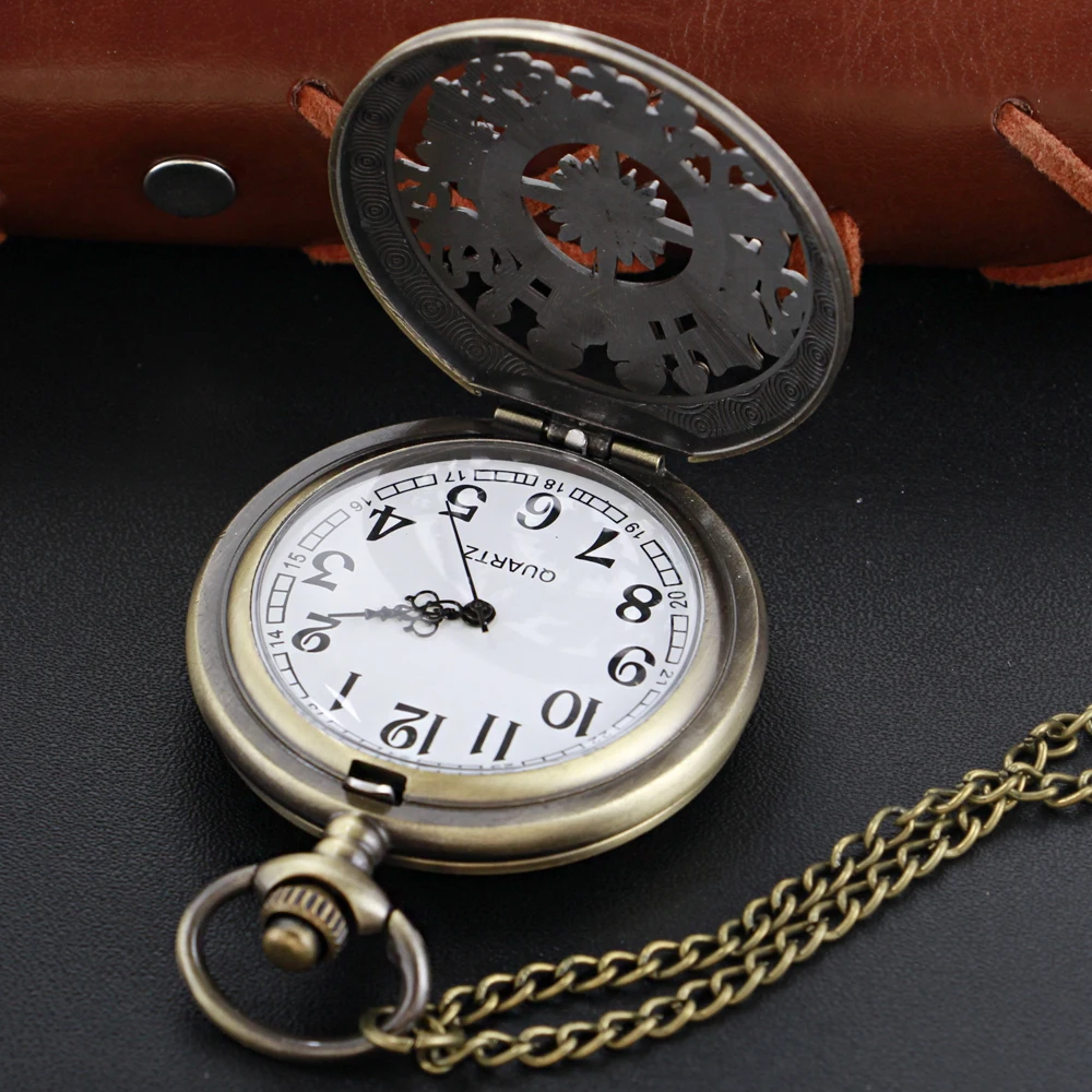 Reloj de bolsillo de cuarzo con indicador de conejo y brújula perdida de cuento de hadas Vintage, accesorios Retro de bronce para hombres y mujeres, reloj de regalo