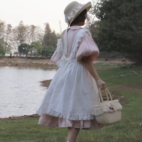 MAGOGO 로리타 모리 걸스 외부 앞치마 스위트 레이스 프릴 패치 워크 화이트 보우 민소매 백리스 커버 드레스