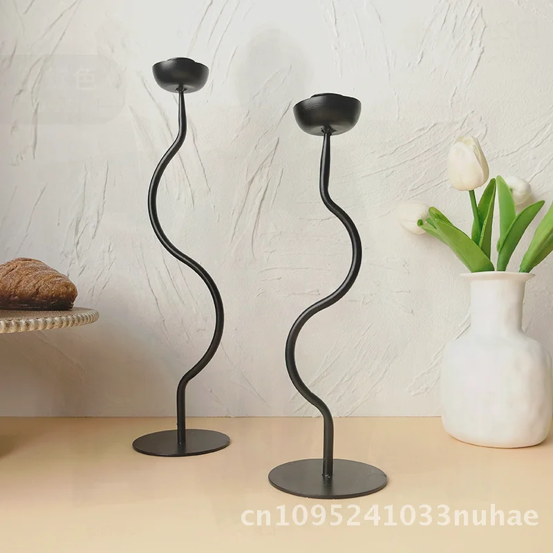 

Luxury Art Iron Candle Holder Creative Home Decor Light for Living Room Dining Room Spray Color Metal Candlestick Decoration