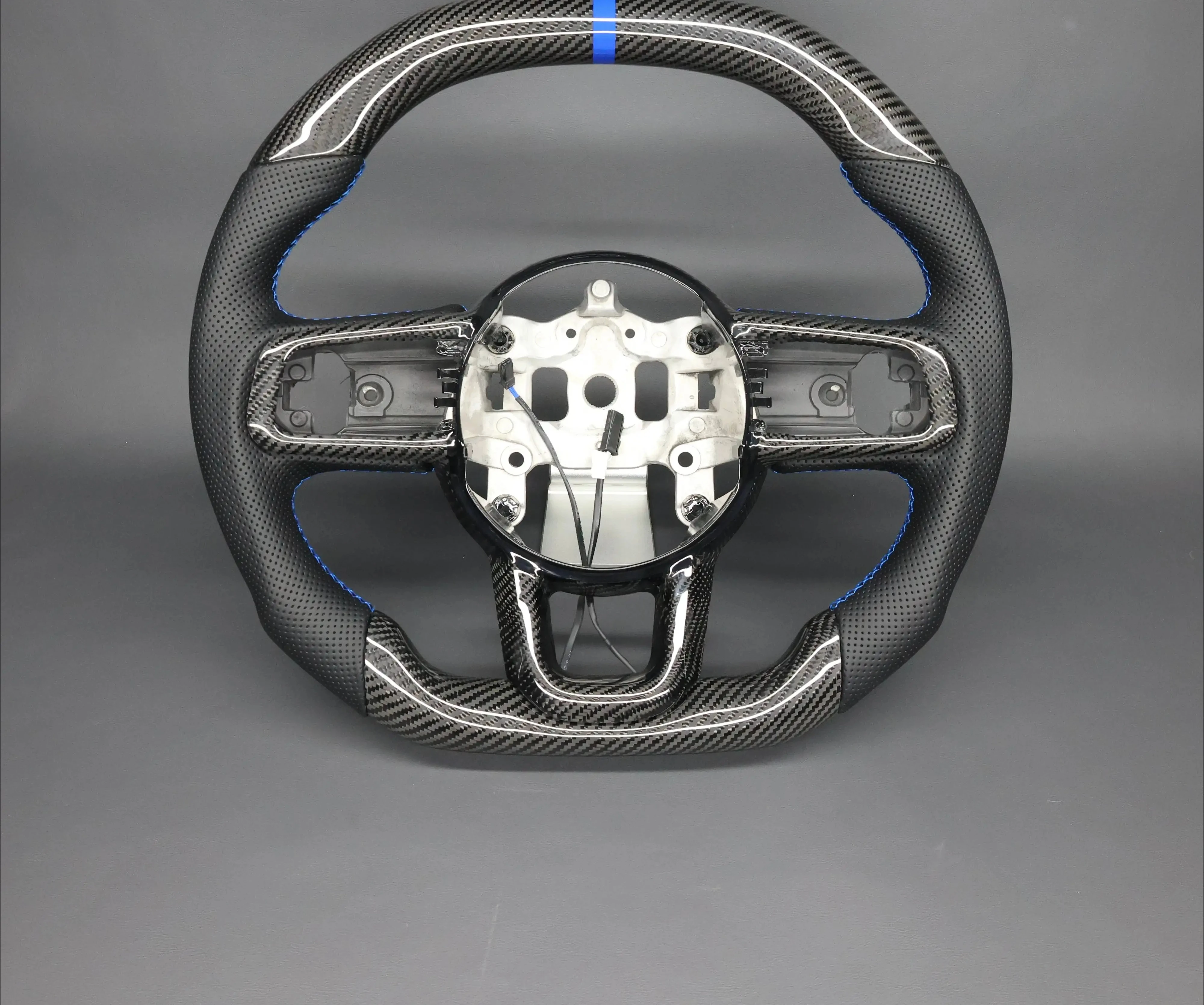 

BSD Carbon for Gladiator JT 4X4 Off-road Upgrade Brand New Heated Custom Real Carbon Fiber Steering Wheel BSD Steering Wheel