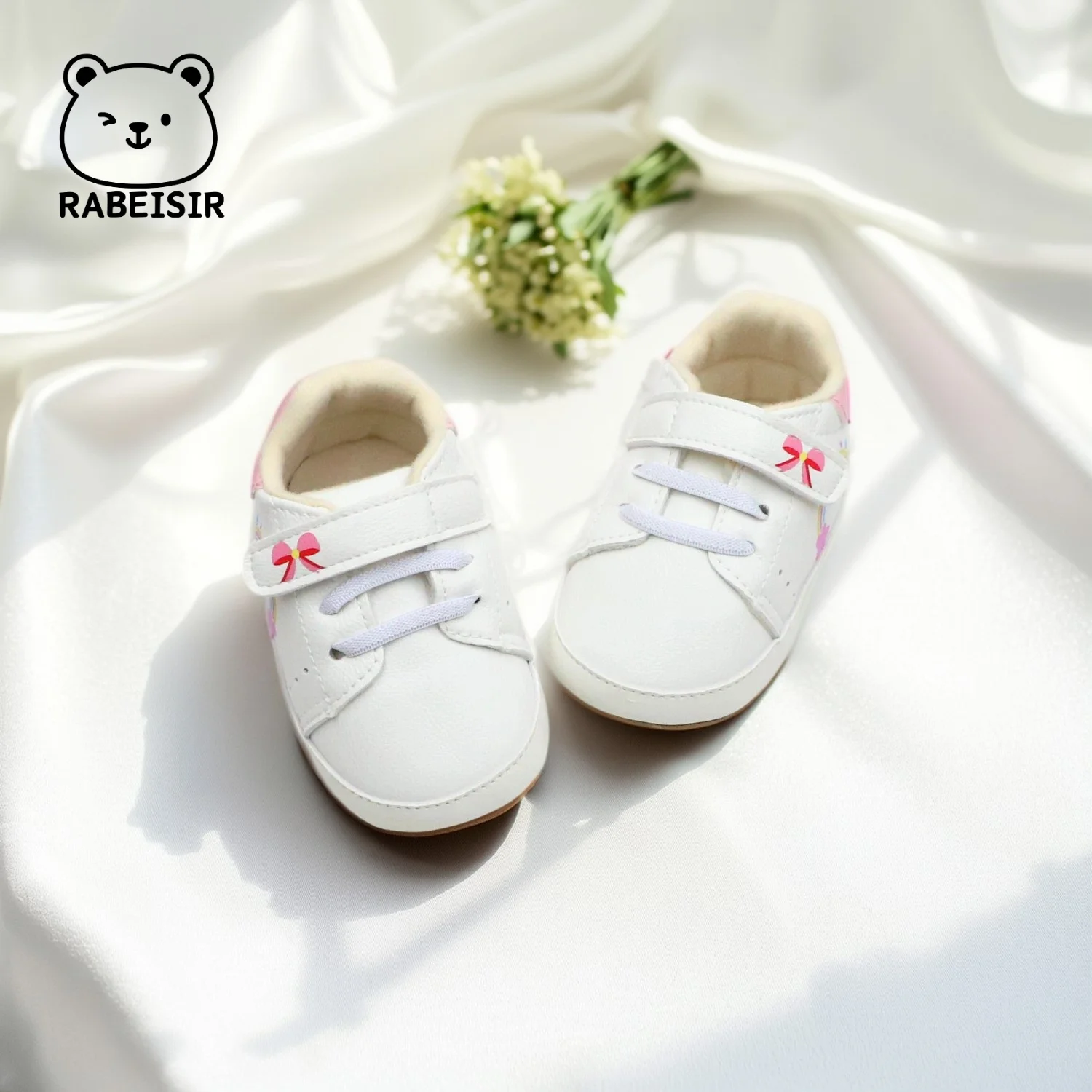 

Детская обувь для малышей, детские кроссовки с радужным дизайном и бантом, легкие и нескользящие, подходят для повседневного ношения и отпуска, круглый год