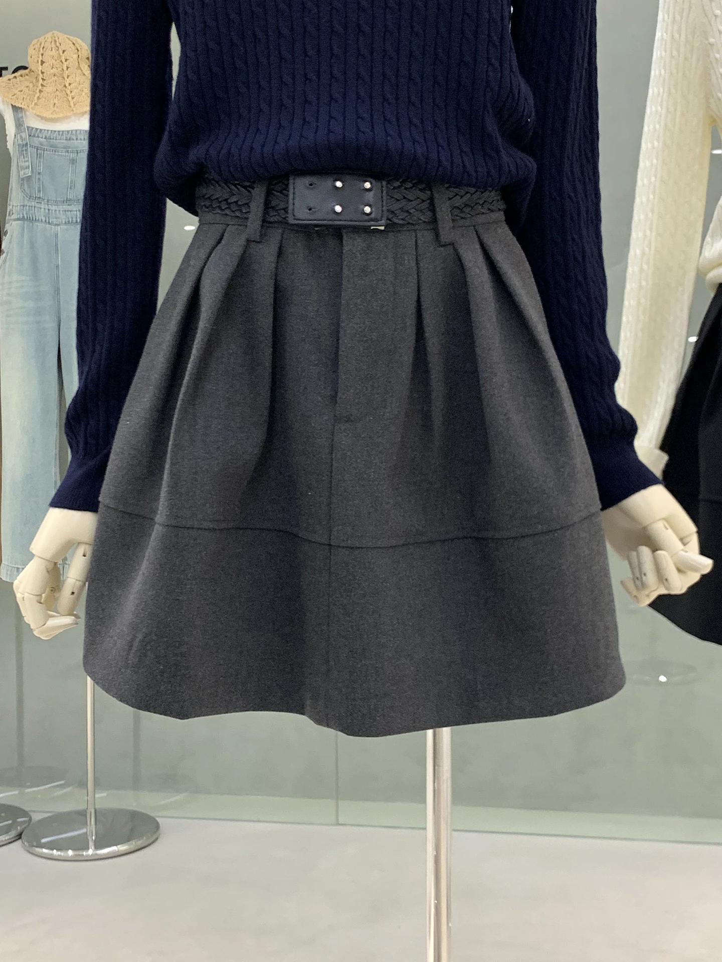 

Дизайнерская юбка Miu Sle с эффектом цветочного бутона, женская, осенне-зимняя, свободного кроя, скрывающая недостатки фигуры, шерстяная, пышная, короткая, с поясом