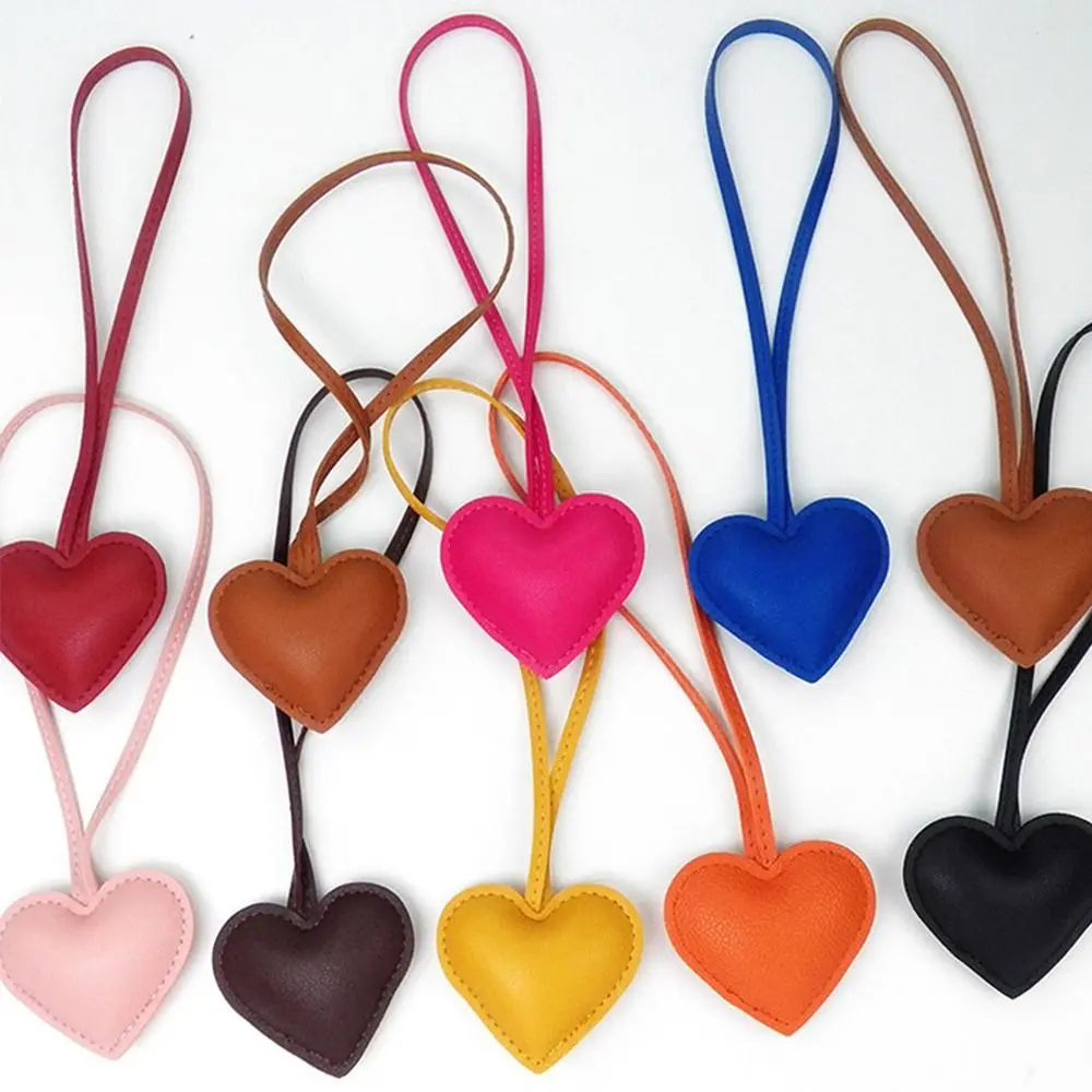 Trendy PU Leather Heart Keychain Love Car Keyring PU Leather Hanger Fashion Cartoon Bag Pendant Men