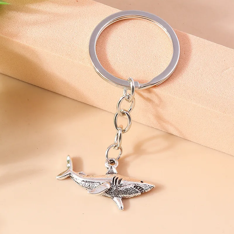 Antique Silver Color Animals Big Shark Keychain for Women Men Punk Whale Pendant Key Chains Keyrings Handmade Jewelry Gifts