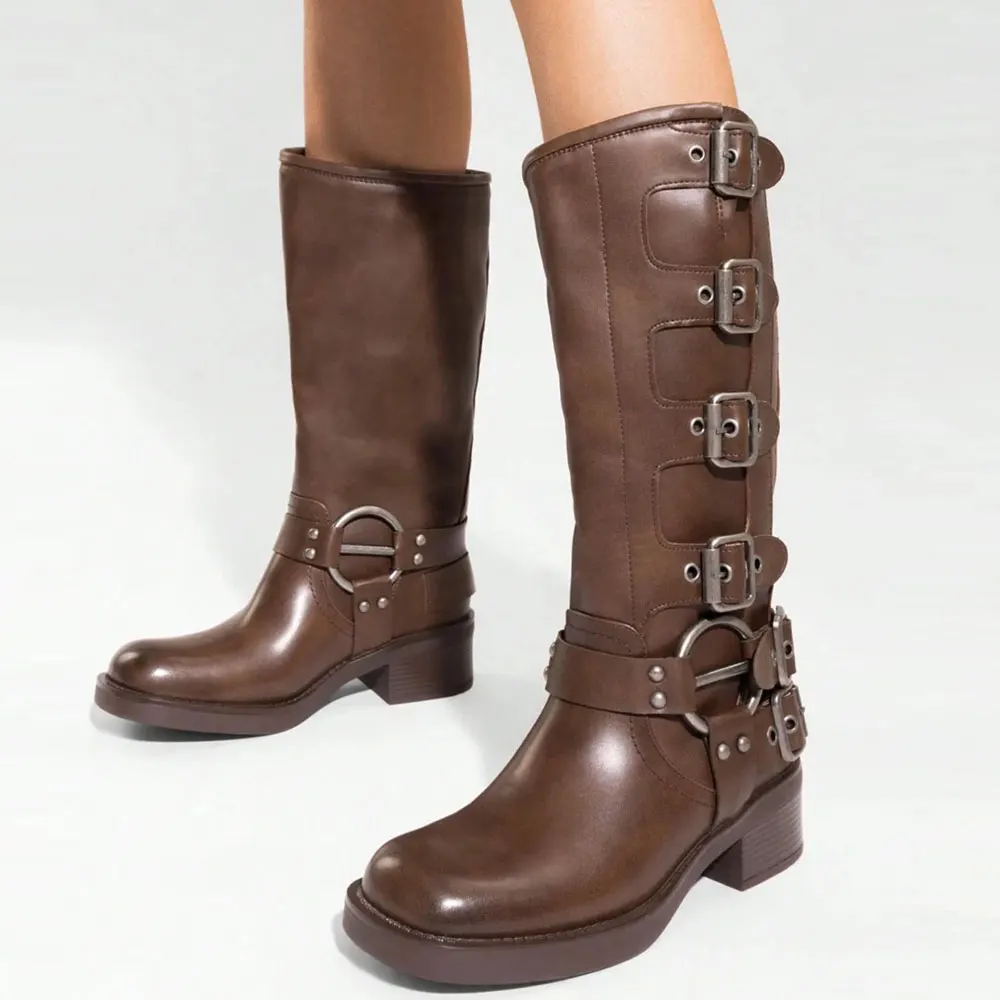 Nuevas botas de moto estilo Maillard marrón Punk para mujer talla grande 43 tacones gruesos hebillas negras Vintage botas hasta la rodilla zapatos