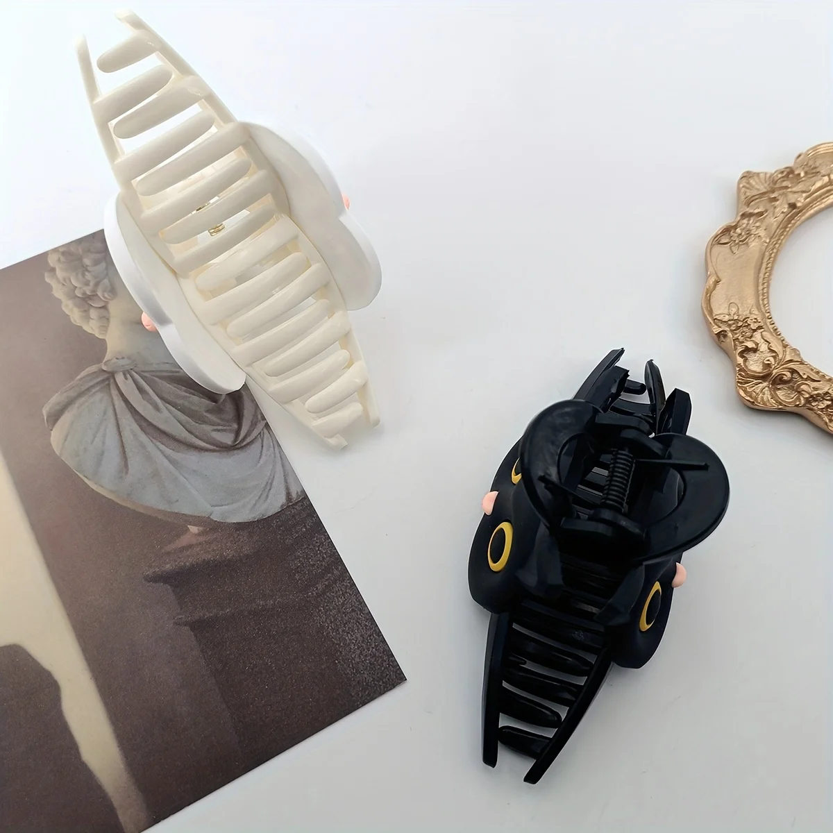 قطعة واحدة من مشبك شعر كبير بلون موحد - قطة لطيفة - مخالب بلاستيكية على شكل حيوان عصري - إكسسوارات شعر تحت عنوان