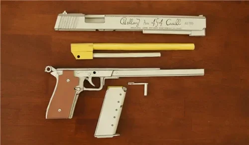Revolver Hellsing 454 Casull Pistol Scale 1:1 Vampire Akat Weapons Can Be Handheld 3D Paper Model Manual Toy view 3