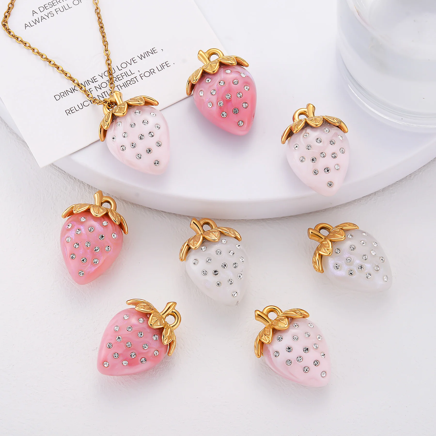 4Pcs/lot Acrylic Rhinstone Strawberry Pendant Stainless Steel Charms for DIY Necklace Making Supplies Wholesale