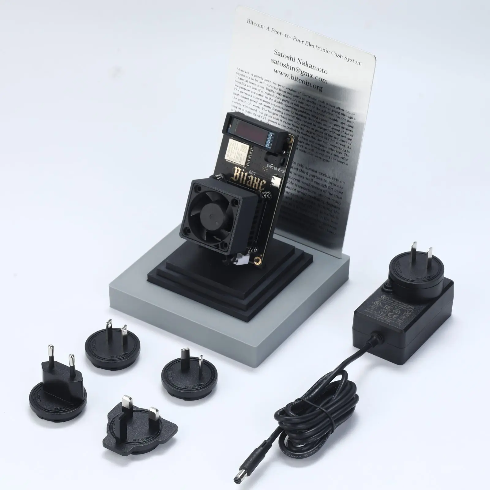 

Bitaxe Gamma 601 BTC ASIC Miner 1,2 T/18 Вт, тихий домашний мини-криптомайнер с блоком питания, настольный соло, добыча лотереи