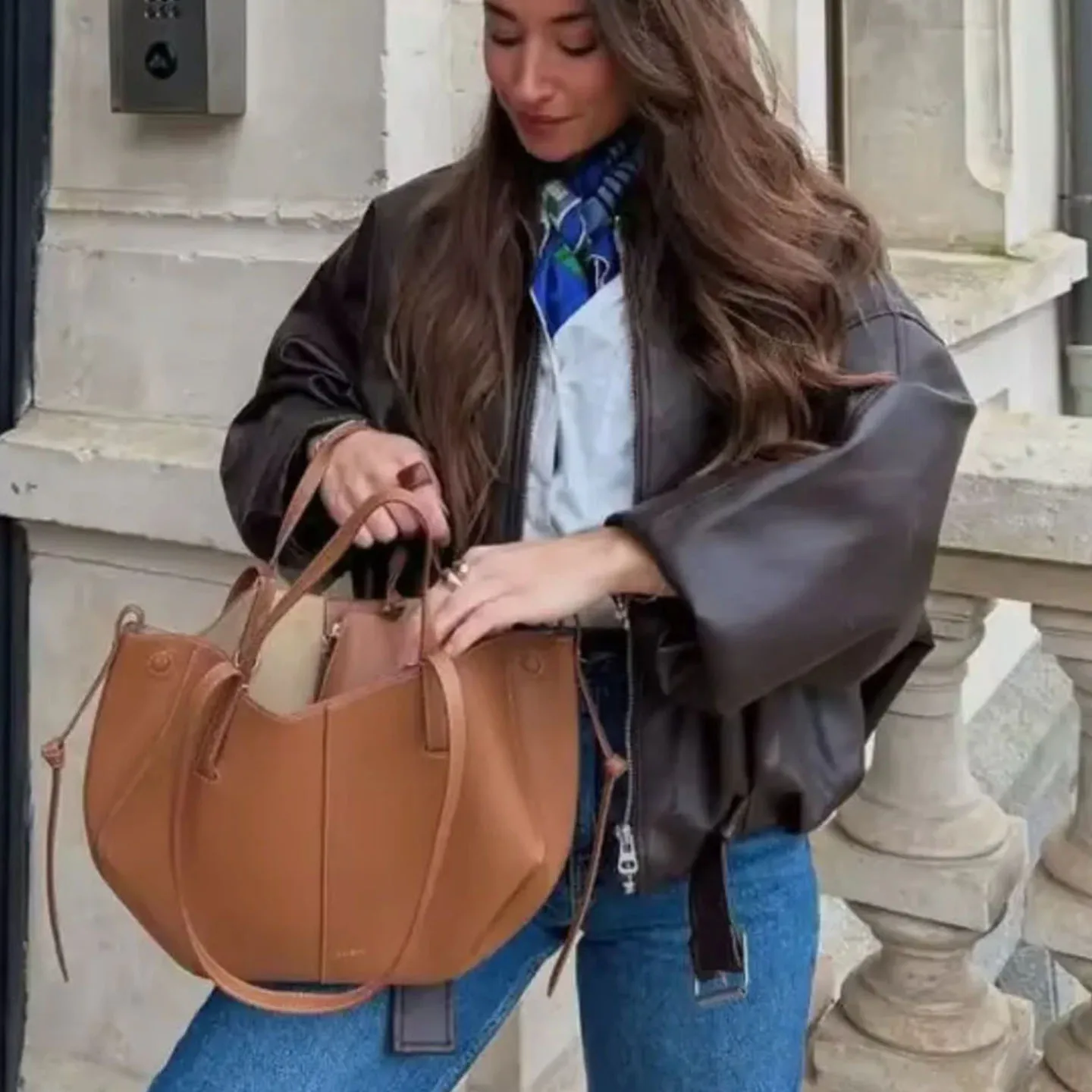 

Fall New Women's American Retro Faion Loose Collar Leather Jaet with Belt Long Sve Outerwear Casual Sle Polyester Fiber