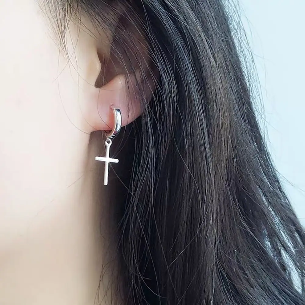 

Korean Stainless Steel No Ear Hole Earrings Big Cross Clip Earring Male Female Cool Punk Hip Hop Earrings Fashion Jewelry