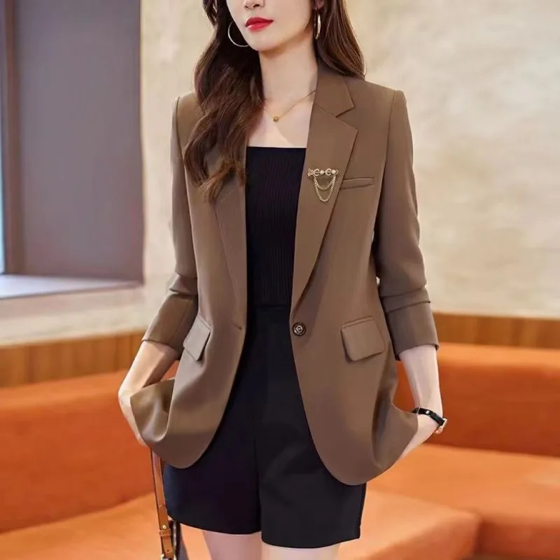 Spring Autumn Solid Color Button Long Sleeve Women\'s Clothing Rivet Turn-down Collar Pockets Cardigan Casual Formal Coats Tops