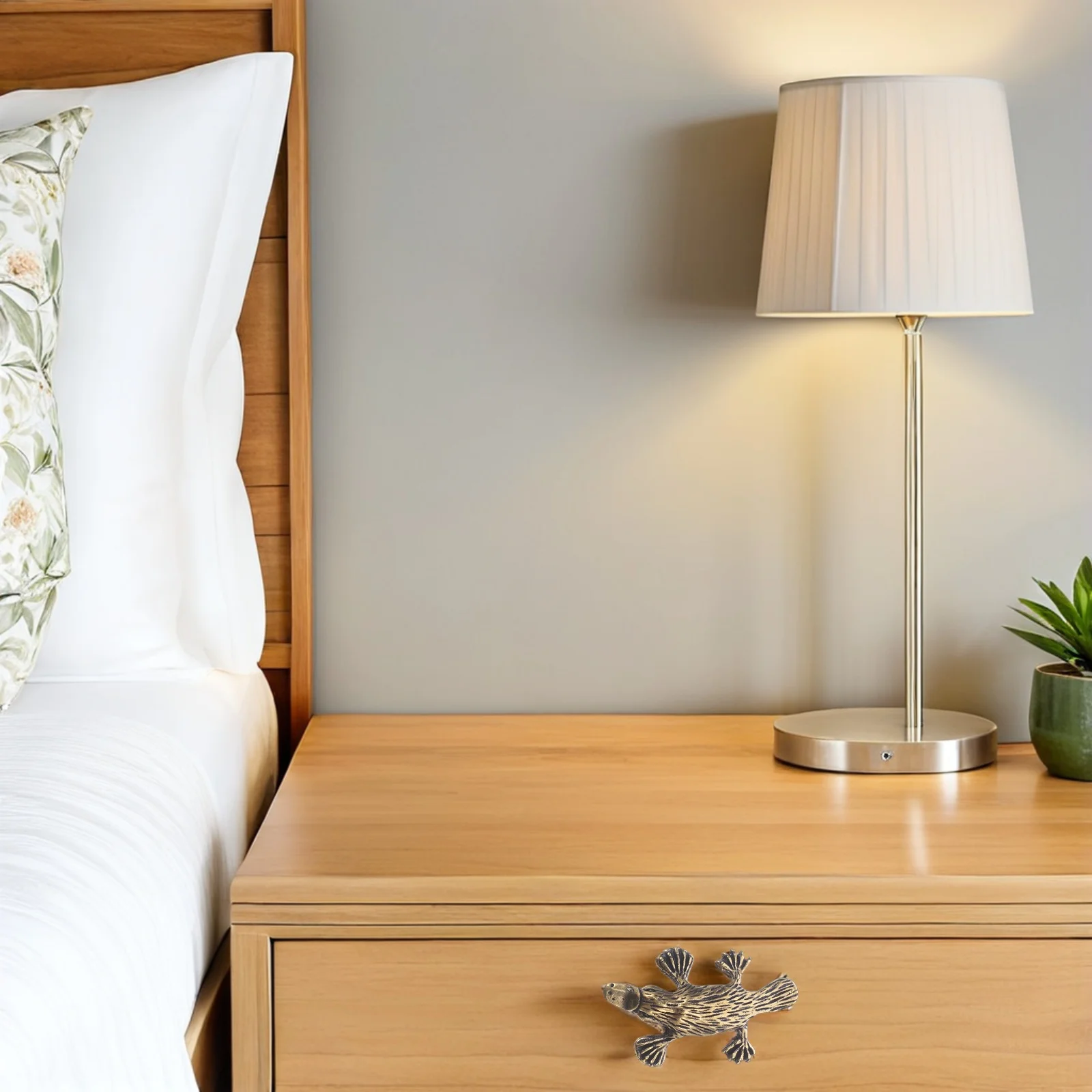 

Duckbill Brushed Gold Single Hole Cabinet Handle Animal Drawer Pull Vintage Knob for Kitchen Wardrobe Dresser Gold Cabinet Pull